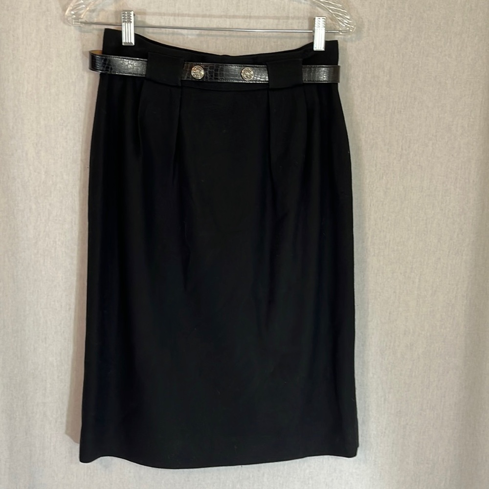 Vintage 100% wool black pencil skirt with belt